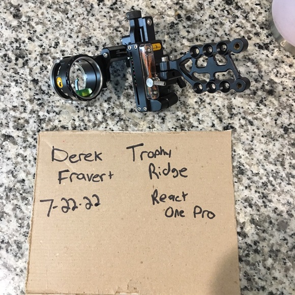 Trophy Ridge sight - Picture 2 of 6